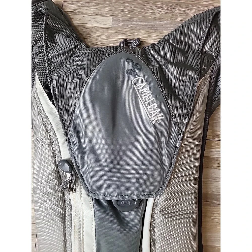 Camelbak HydroBak 1.5L 50oz Hydration Pack‎ Gray Water Reservoir Pack Backpack